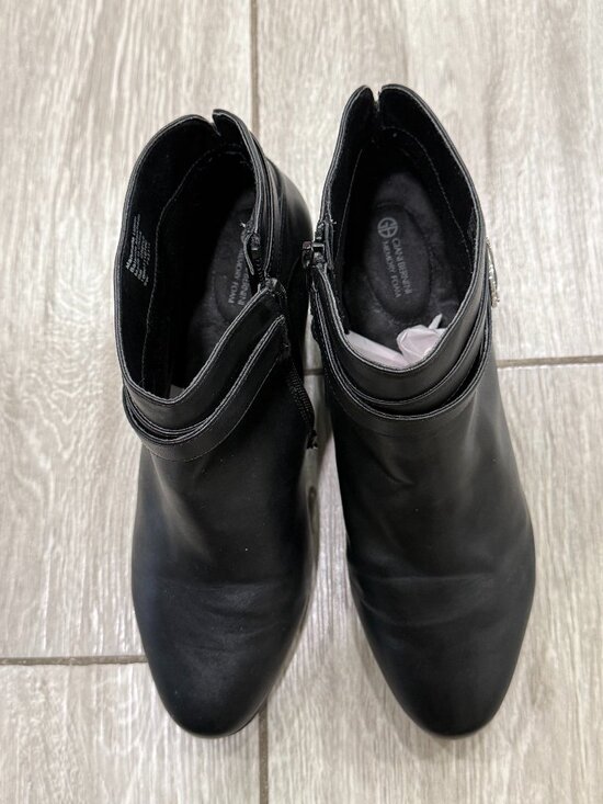 Giani Bernini Shoes - Giani Bernini Black "Cherub" Buckle Wedge Ankle Booties Size 9W